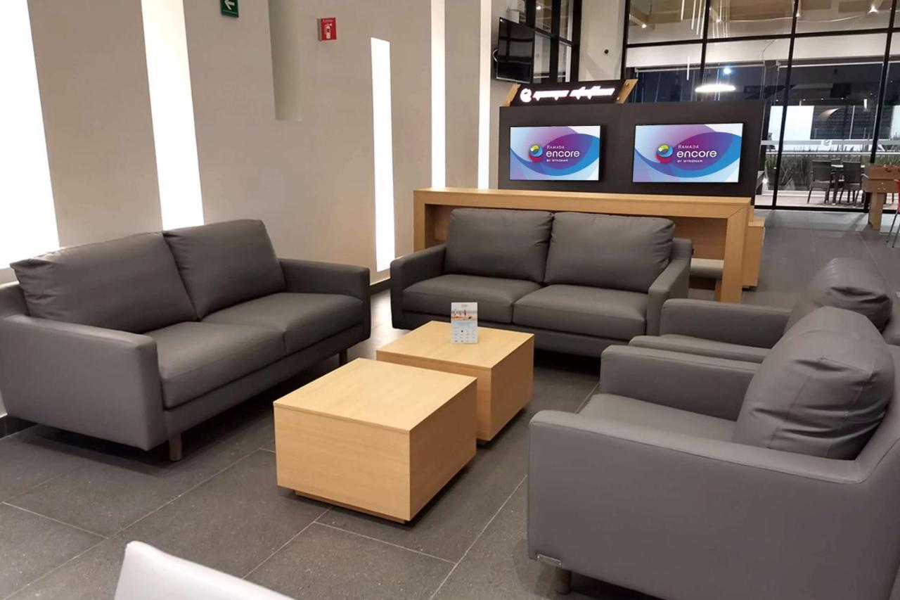 Ramada Encore By Wyndham Guadalajara Aeropuerto Las Pintas Exteriör bild